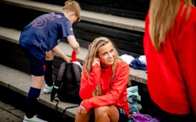 Gør en forskel for unge i et udviklende fodboldmiljø